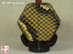 【已售】高級(jí)老紅木二胡-江河水-2300