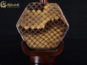 【已售】龍韻高級(jí)紫檀二胡7557 查爾達(dá)斯