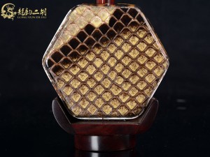 【已售】龍韻高級(jí)紫檀二胡7981 琴詩