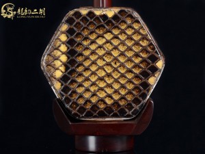 【已售】龍韻高級(jí)紫檀二胡8106 陽(yáng)光