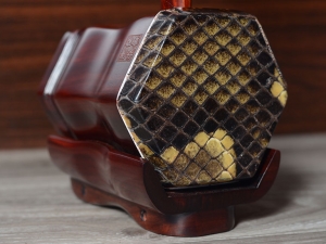 【已售】龍韻高級(jí)紫檀二胡10765 女兒情