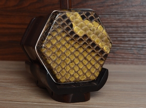 【已售】龍韻藏品老紅木二胡 編號(hào)：12077 蘭花花