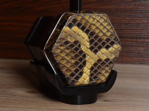 【已售】龍韻專業(yè)黑檀二胡 編號(hào):12458