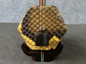 龍韻二胡 特選老紅木二胡--編號(hào)：癸卯11C31